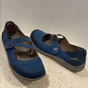 EARTH ORIGINS shoes Sz. 9 M.